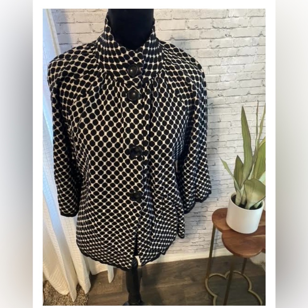 Black/white Chicos cardigan